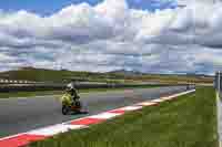 cadwell-no-limits-trackday;cadwell-park;cadwell-park-photographs;cadwell-trackday-photographs;enduro-digital-images;event-digital-images;eventdigitalimages;navarra;no-limits-trackdays;peter-wileman-photography;racing-digital-images;trackday-digital-images;trackday-photos